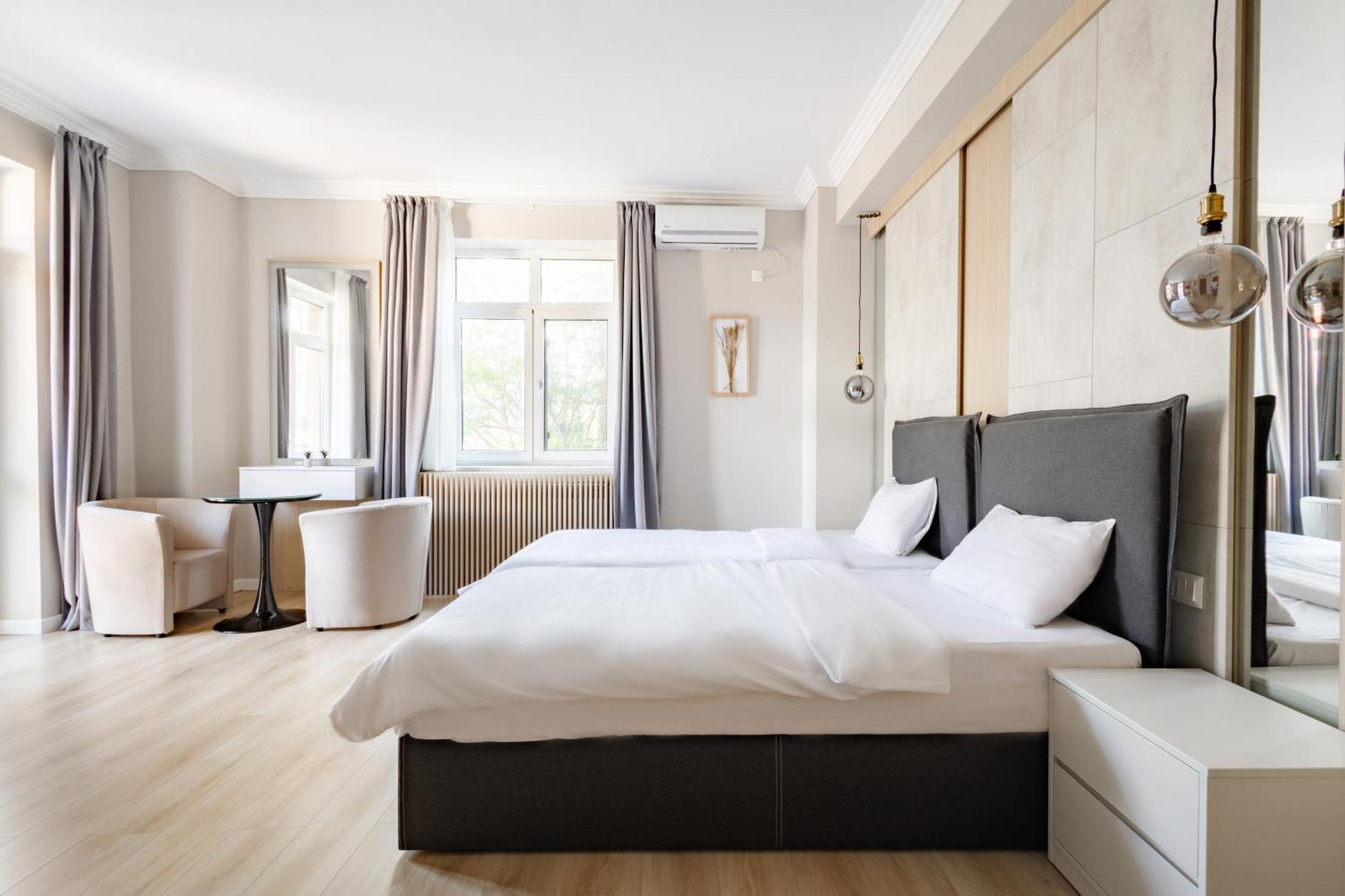 Piccolo Mondo By Citybookings Bucharest Exterior photo