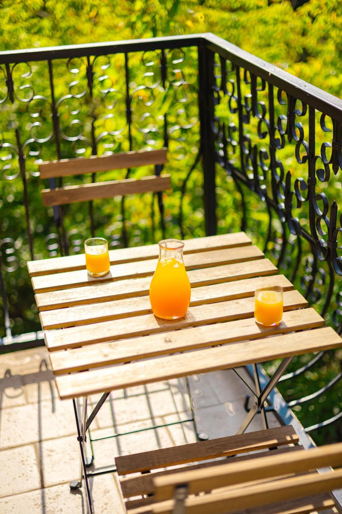 Piccolo Mondo By Citybookings Bucharest Exterior photo